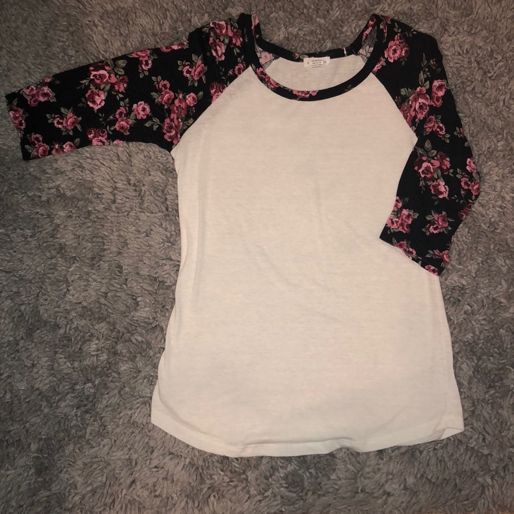 Shoulder length t-shirt.